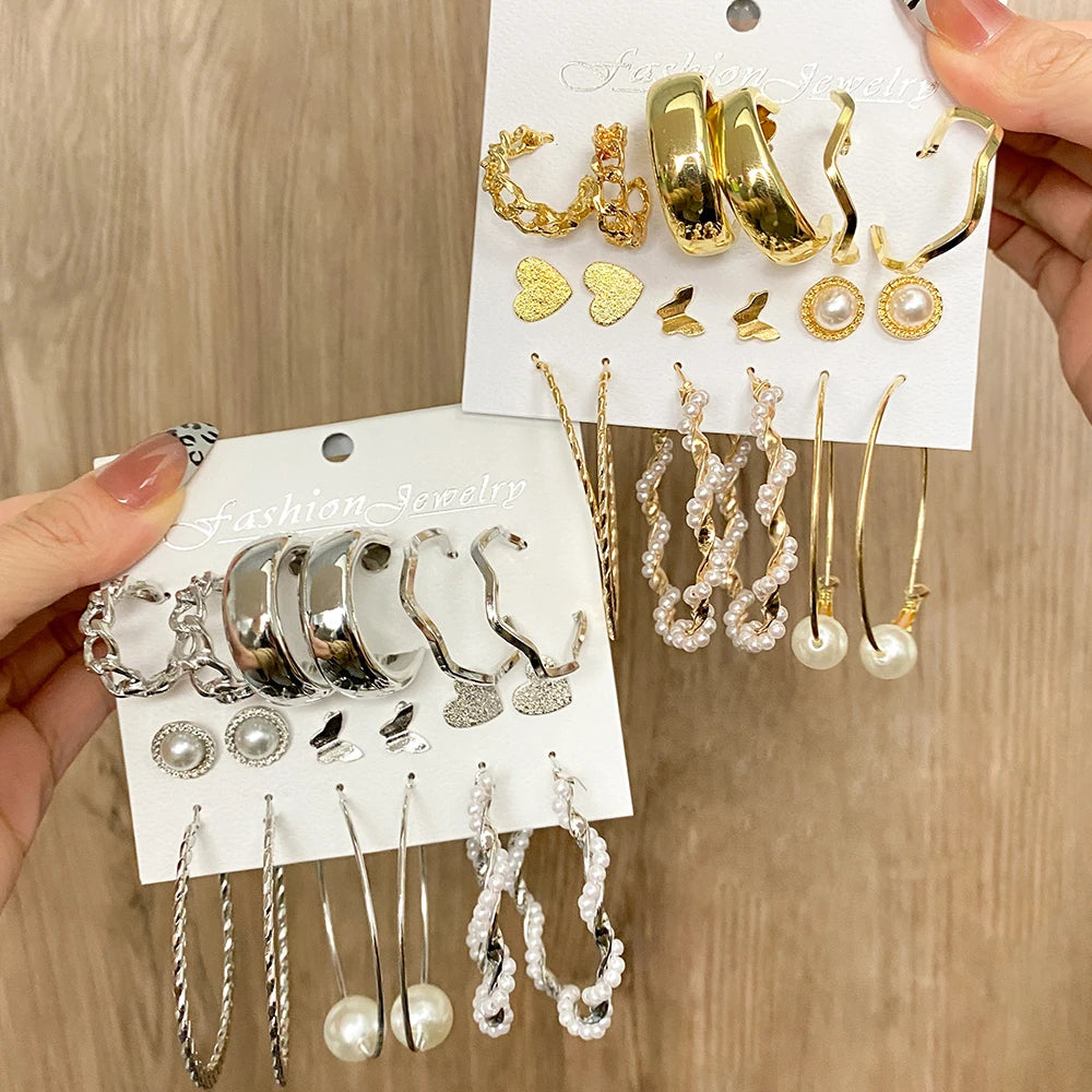 VKME Women's Trendy Silver Acrylic Beads Earrings Set New Fashionable Statement Butterfly Pattern Pearl Hoop Earrings Hot Sell