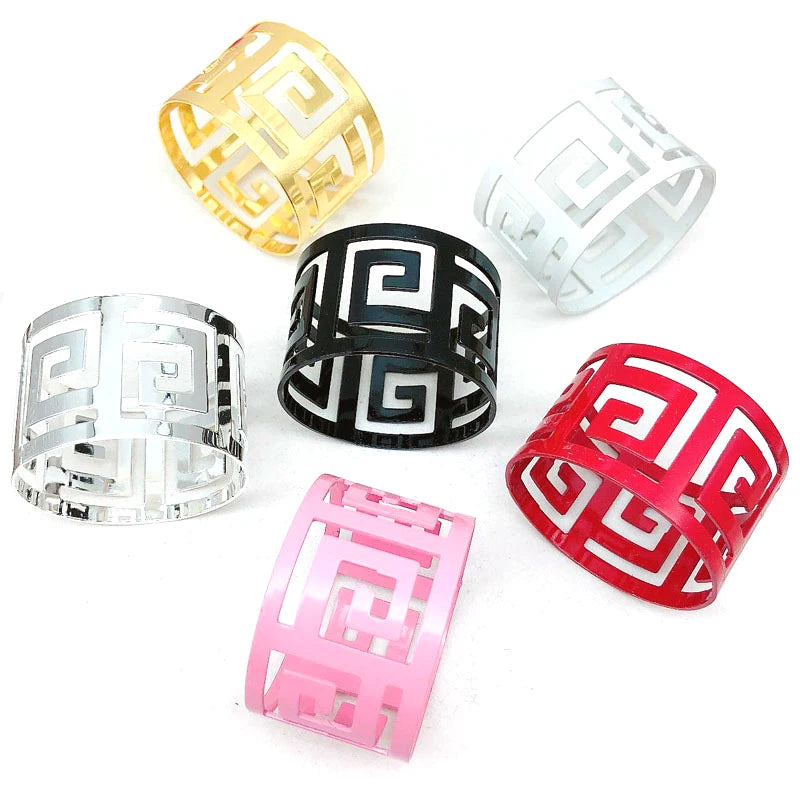 Wholesale Simple Shape Round Metal Napkin Rings Luxury Modern Nordic Style Hollow Napkin Holder for Parties and Weddings