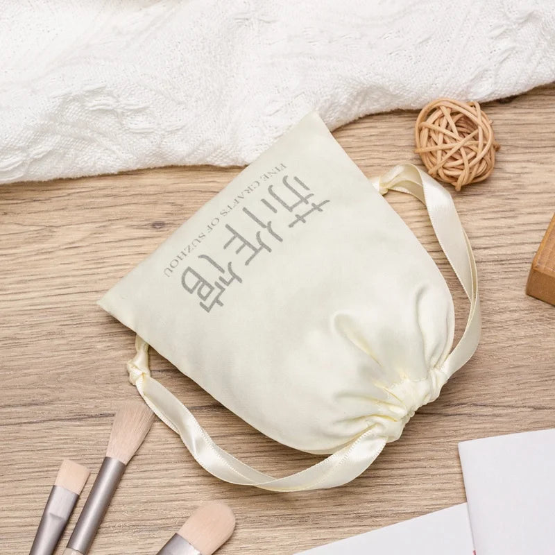 Environmental Protection Custom Fashion Luxury Gift Packaging Silk Satin Drawstring Jewelry Pouch Bag Custom Size Screen Printed