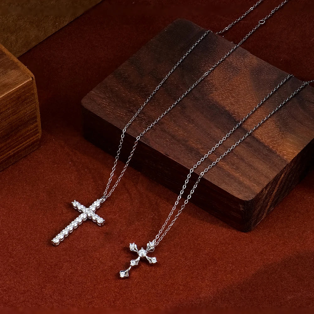 China Wholesale Jewelry Pass test White Gold Plated 925 Silver Mossanite Moissanite Diamond Cross Charms Pendant Necklace