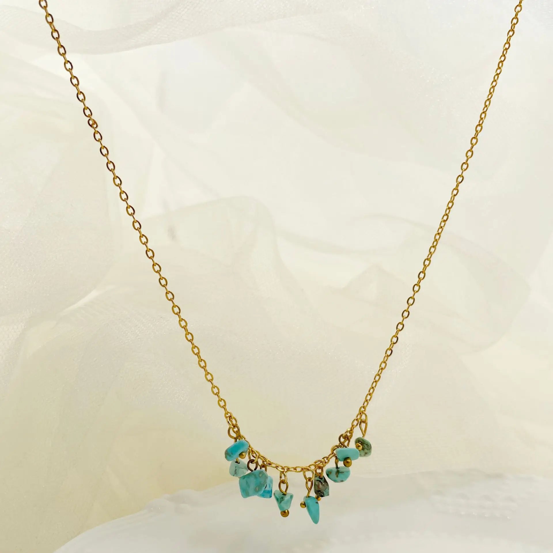 Non Tarnish 18k Gold Plated Stainless Steel Chokers Necklace Fashionable Waterproof Broken Turquoise Pendant Necklace for Women
