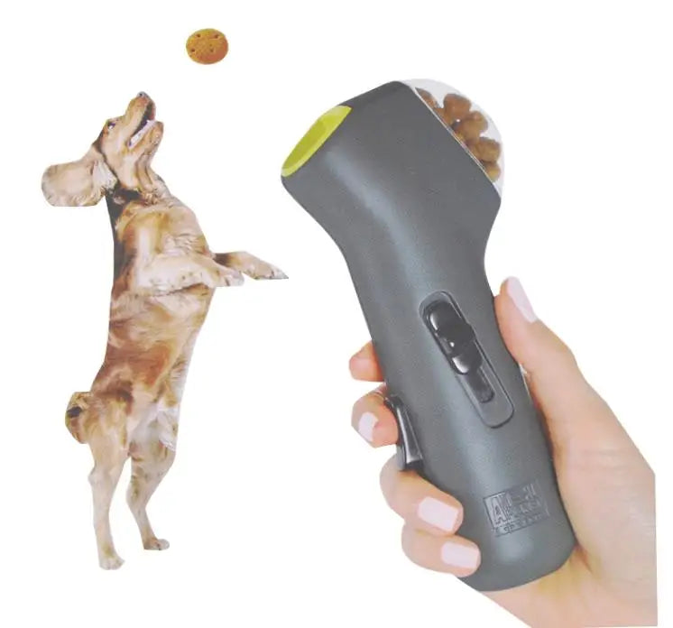 New Design Smart Interactive Dog Food Thrower Spuzzle Handheld Interactive Dog Snack Launcher