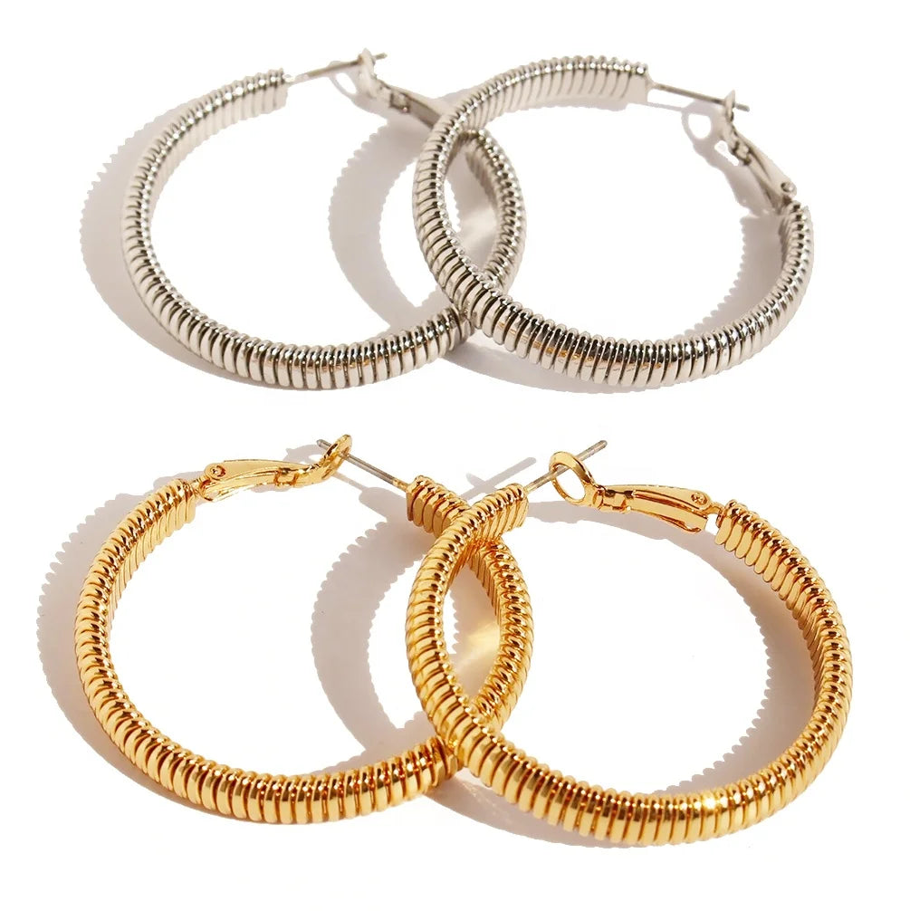 Fashion Trendy Classic Brass 18K Gold Plated Spring Threaded Large Hoop Earrings Unisex Customized Factory Wholesale