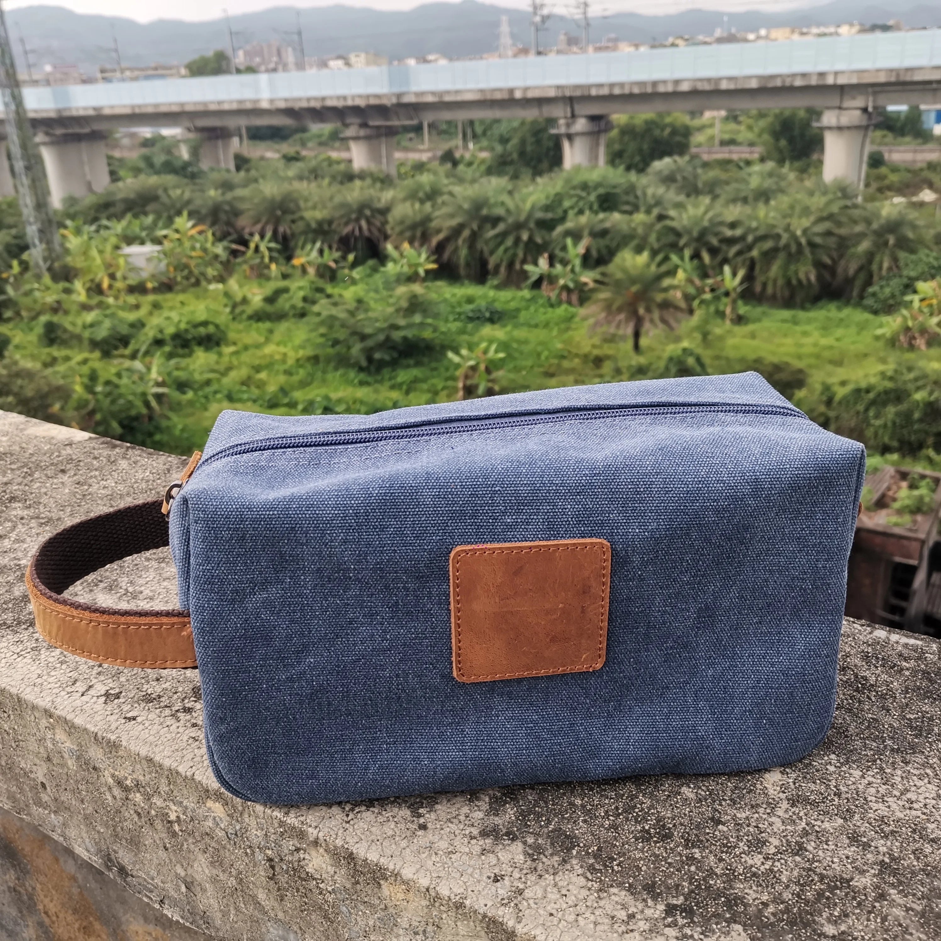 Large Canvas Toiletry Bag Man Wash Gym Shaving Pouch Bag for Man Dopp Kit Canvas Leather Travel Toiletry Bag for Men