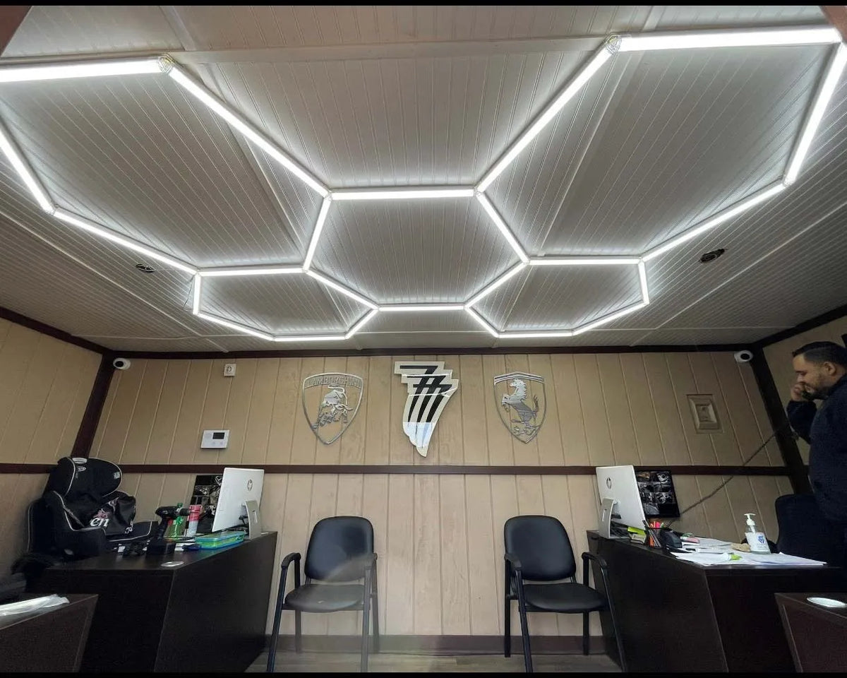 126W Ultra White LED Garage Ceiling Light 15950LM Car Detail Hexagonal Plug-In Attachable 6500K Workshop Lighting