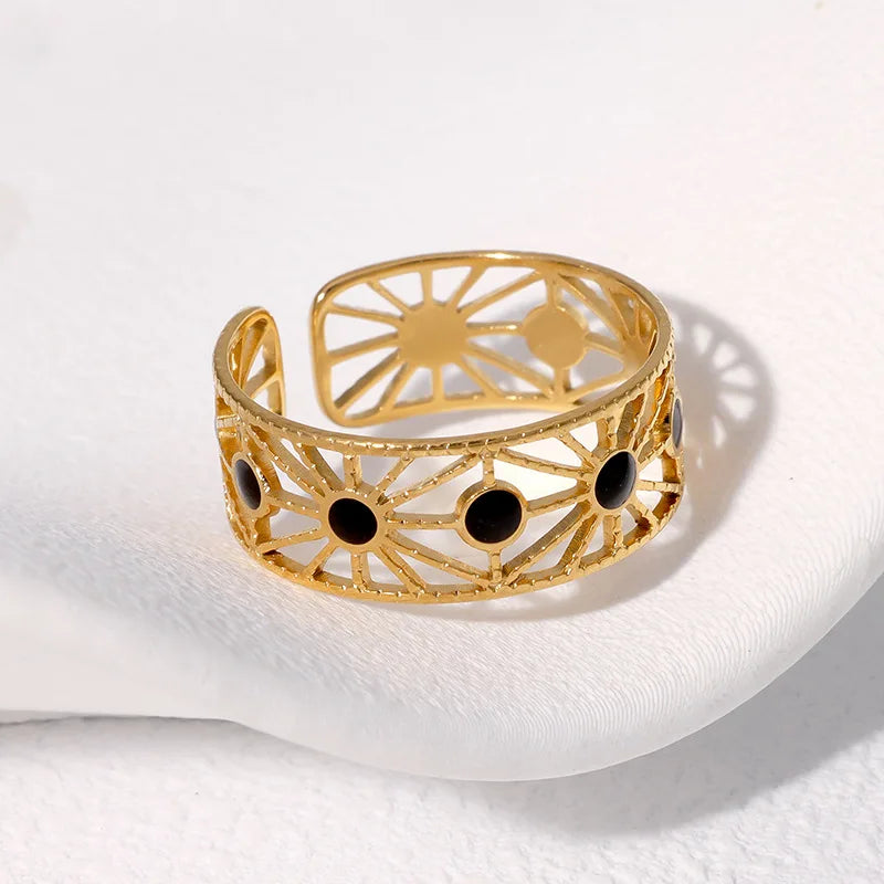 Beimai OEM Ring Geometric Hollow Non-fading Light Luxury Retro Stainless Steel Ring