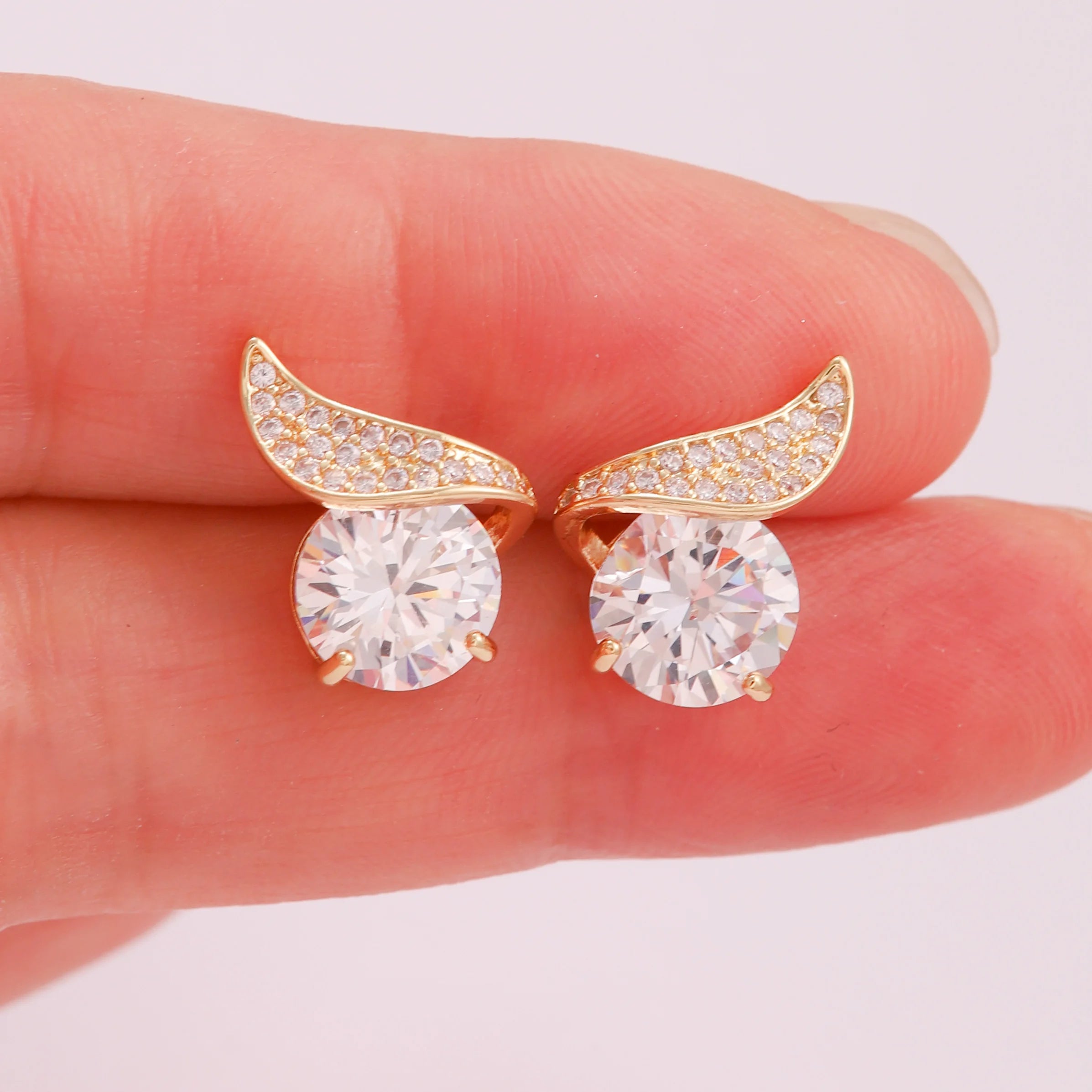 Luxury Water Drop Design Butterfly Pattern Gold Plated Zircon Stud Earrings for Parties and Gifts