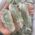 Natural Green Crystal Raw Stone Fashion Home Decor and Gift Promotion Gifts