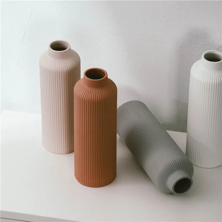 Vertical Striped Embossed Wedding Decoration Hotel Ornamental Matt Vase Clay Vases for Home Decor