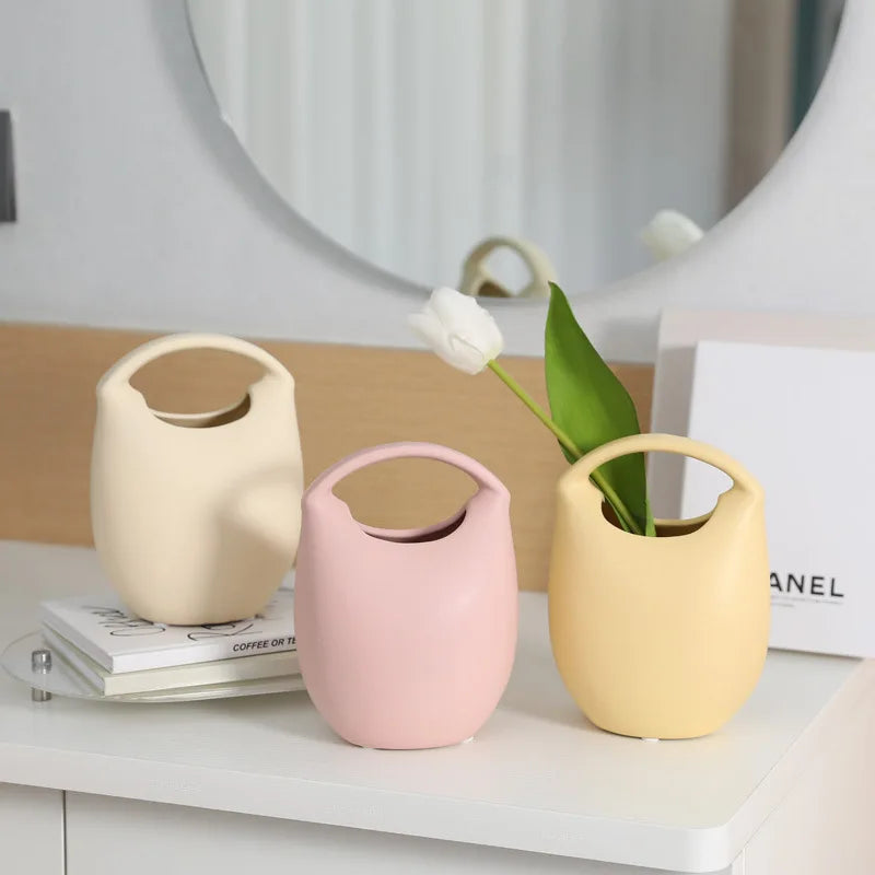 Creative Ins Cream Style Ceramic Bag Vase Ornament Soft Decoration for Living Room Dining Table TV Cabinet with Dried Flowers