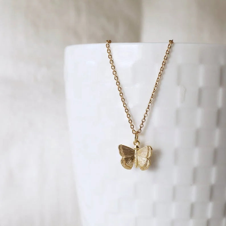 Trendy Jewelry  316l Stainless Steel Water and Tarnish Resistant 18k Gold Thin Chain Women Gold Butterfly Necklace