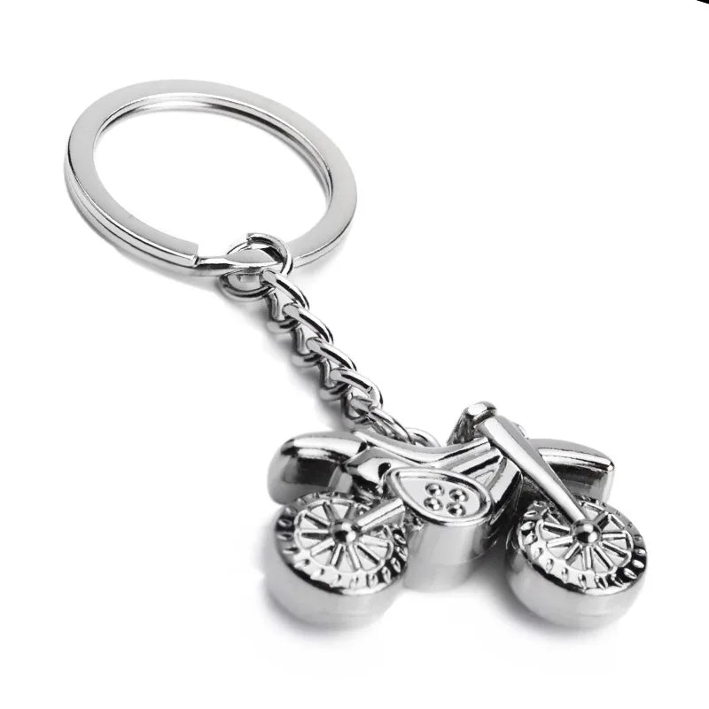 New Design Cool Luxury Metal Keychain Car Key Chain Key Ring Motorcycle Key Chain for Creative Simulation Gifts