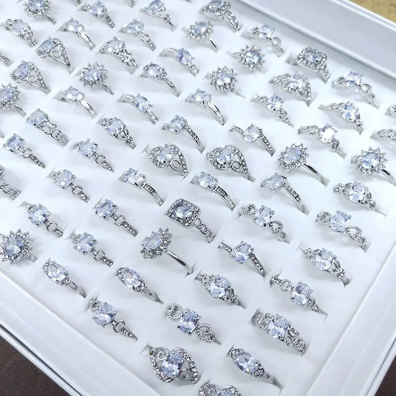 Silver Simple Micro-encrusted Zircon Rings for Women Ladies Finger Ring Korean Popular Gem Rhinestone Rings Jewelry Mixed Batch
