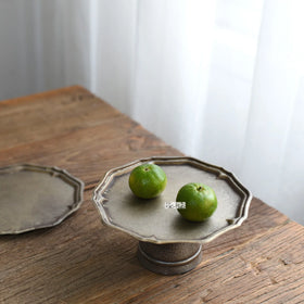 Nordic Hot Retro Lace Made of Old Ironwork Tray High Bread Fruit Plate Holding Plate Still Life Gourmet Shot Mini Dessert Plates