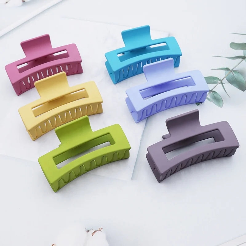 MIO 3.3 Inches Plastic Hair Claw Clip for Women & Girls Strong Hold Resin Hair Clamp Daily Use Purple Hair Clips