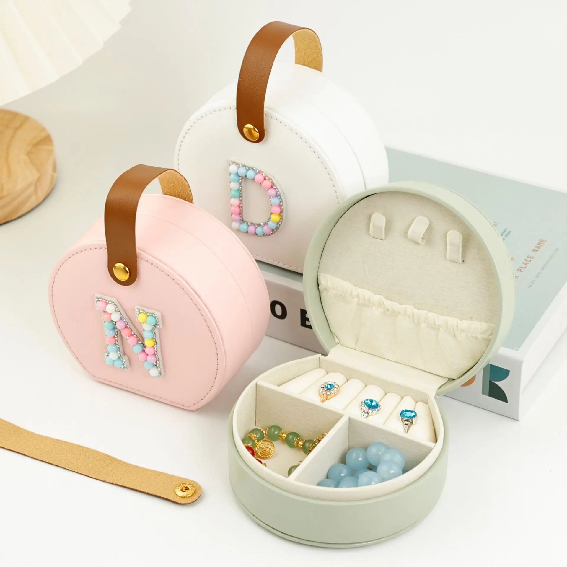 Portable PU Leather Jewelry Storage Box Luxury Mini Handbag Style with a to Z Letters Great for Travelling Organizing Case