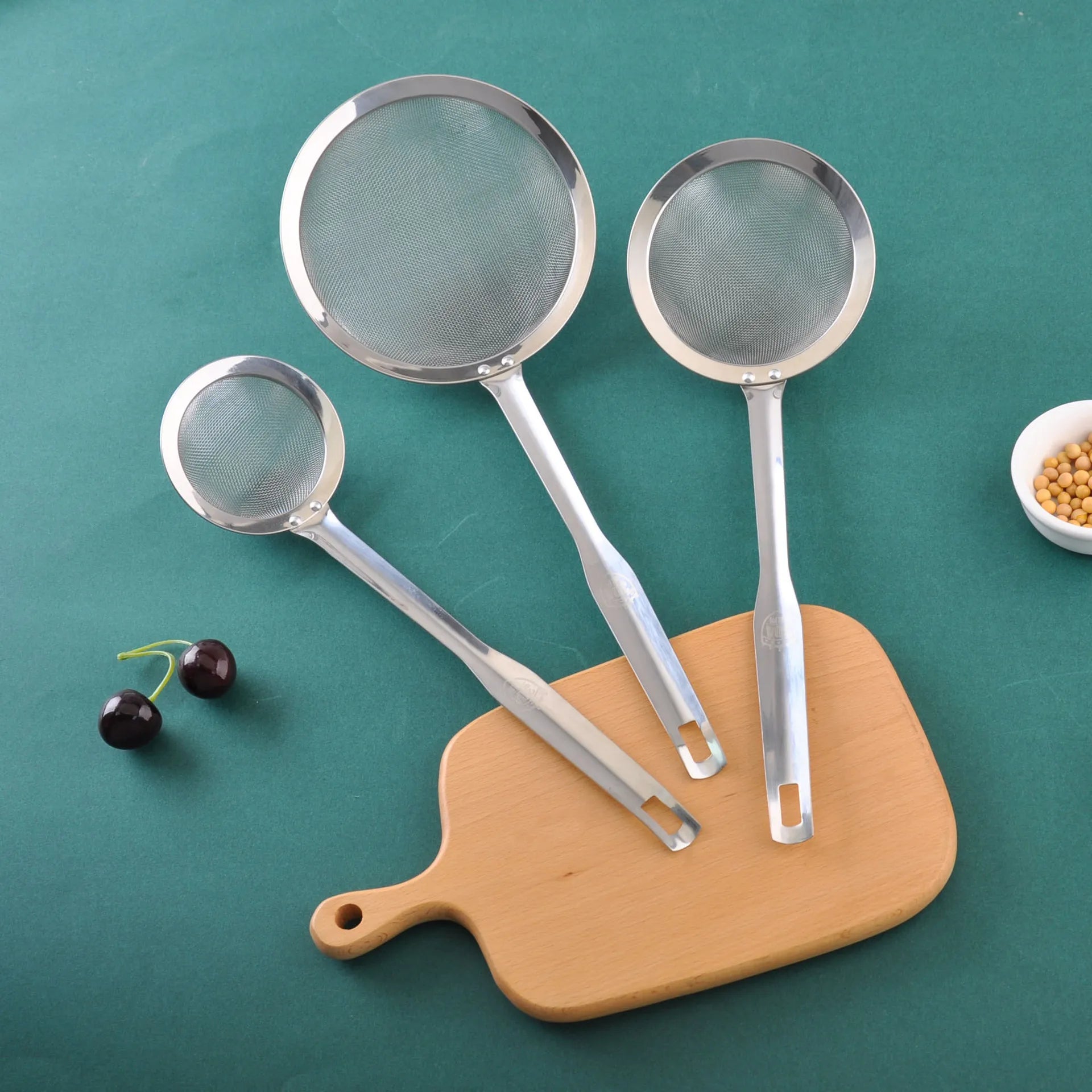 Wholesale 3-Piece 304 Stainless Steel Fine Mesh Strainer Set Nesting Colander with Handle for Kitchen & Baking