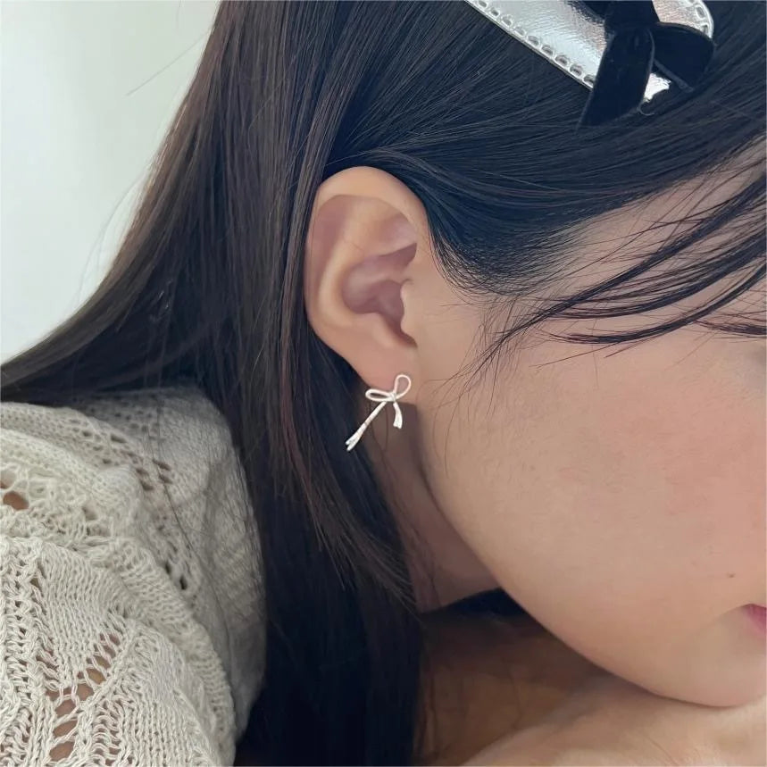925 Sterling Silver Ribbon Bow Earrings Popular Minimalist 925 Sterling Silver Earrings Cute Stud Bow Knot Earrings