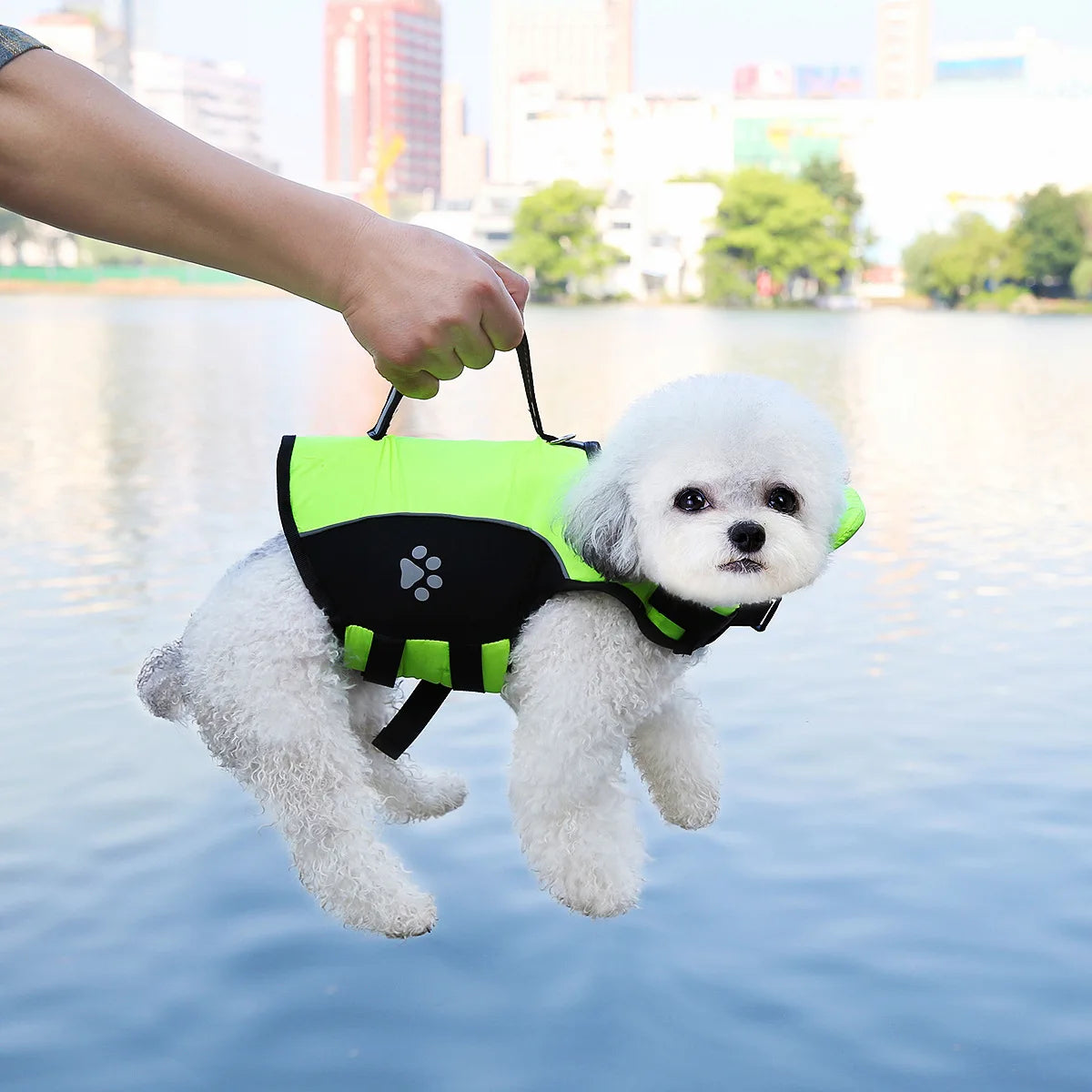 Pet Life Jacket with Rescue Handle and High Buoyancy Adjustable Dog Life Vest Pet Swimsuit Dog Life Jacket