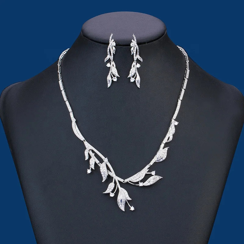 Luxury Copper Necklace Earrings Set Stunning Zirconia Leaf Flower Design Romantic for Wedding Engagement Anniversary Parties