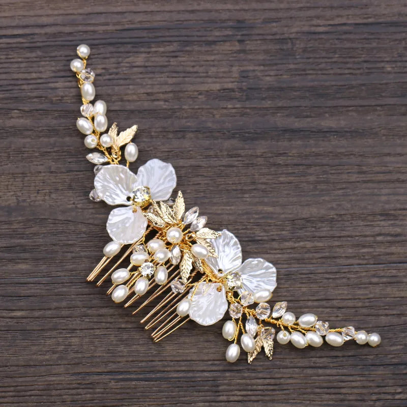 New Design Leaf Crystal Hair Comb Women Bride Hair Jewelry Headpiece Alloy Gold Plated Flower Pearl Hair Comb