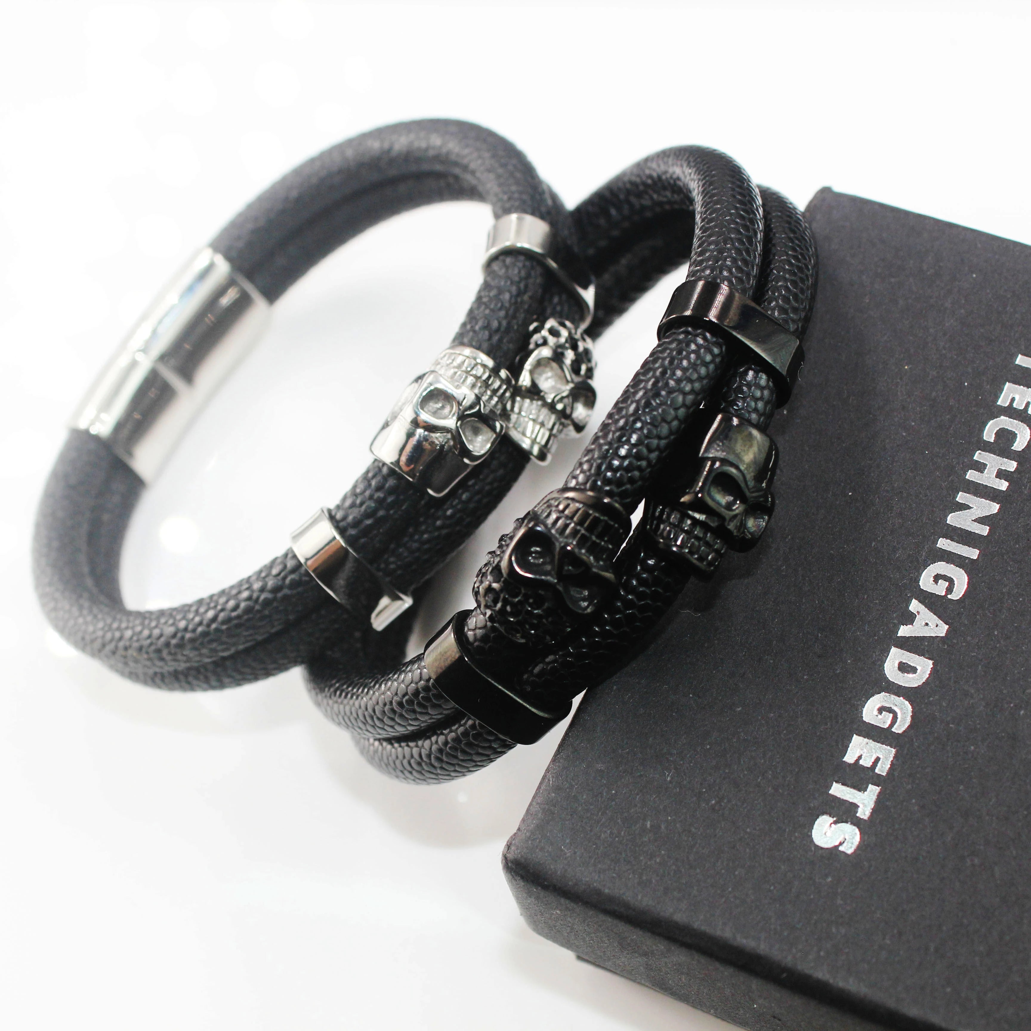BMZ 2025 Brand-Position Seam Leather Bracelet Men New Textured Skull Leather Clasp Bracelet