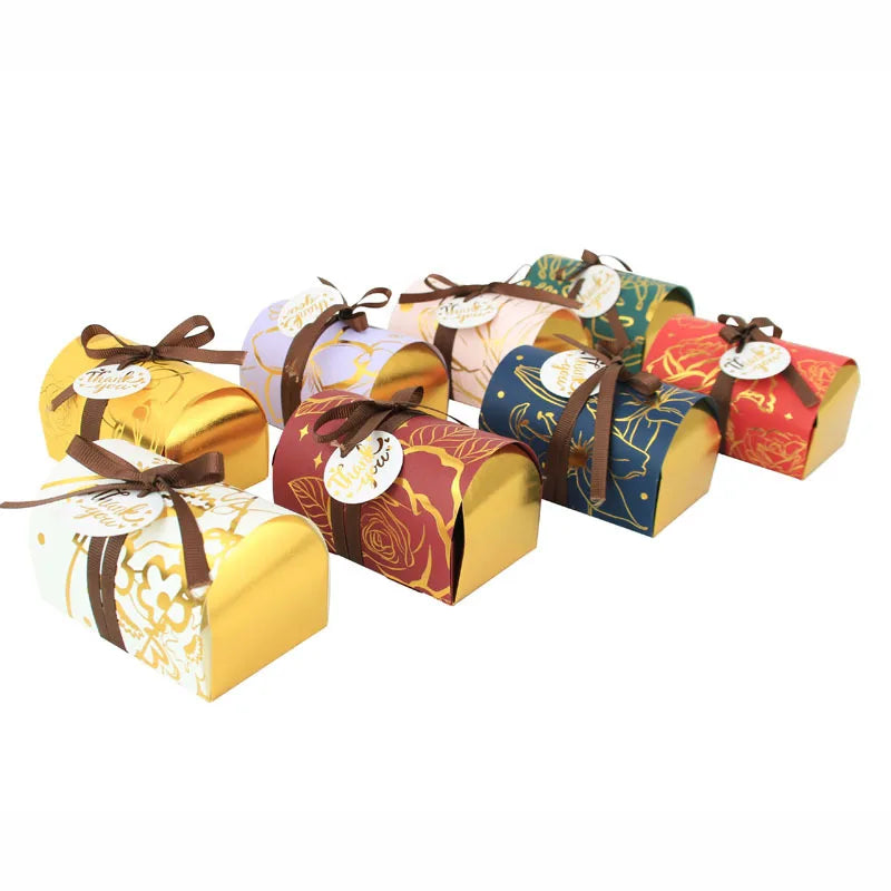 New Design Gold Foil Paper Box for Wedding Decoration Favors Gift Box Candy Chocolate Packing Box With Ribbon and Tag