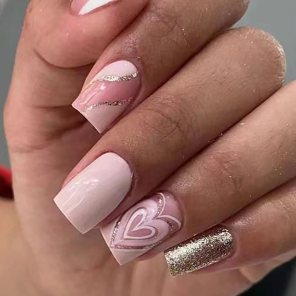 24pcs Love Heart Design ABS Press-On Fake Nails Square Glossy with Glitter Shinny Powder Factory Price for Fingers