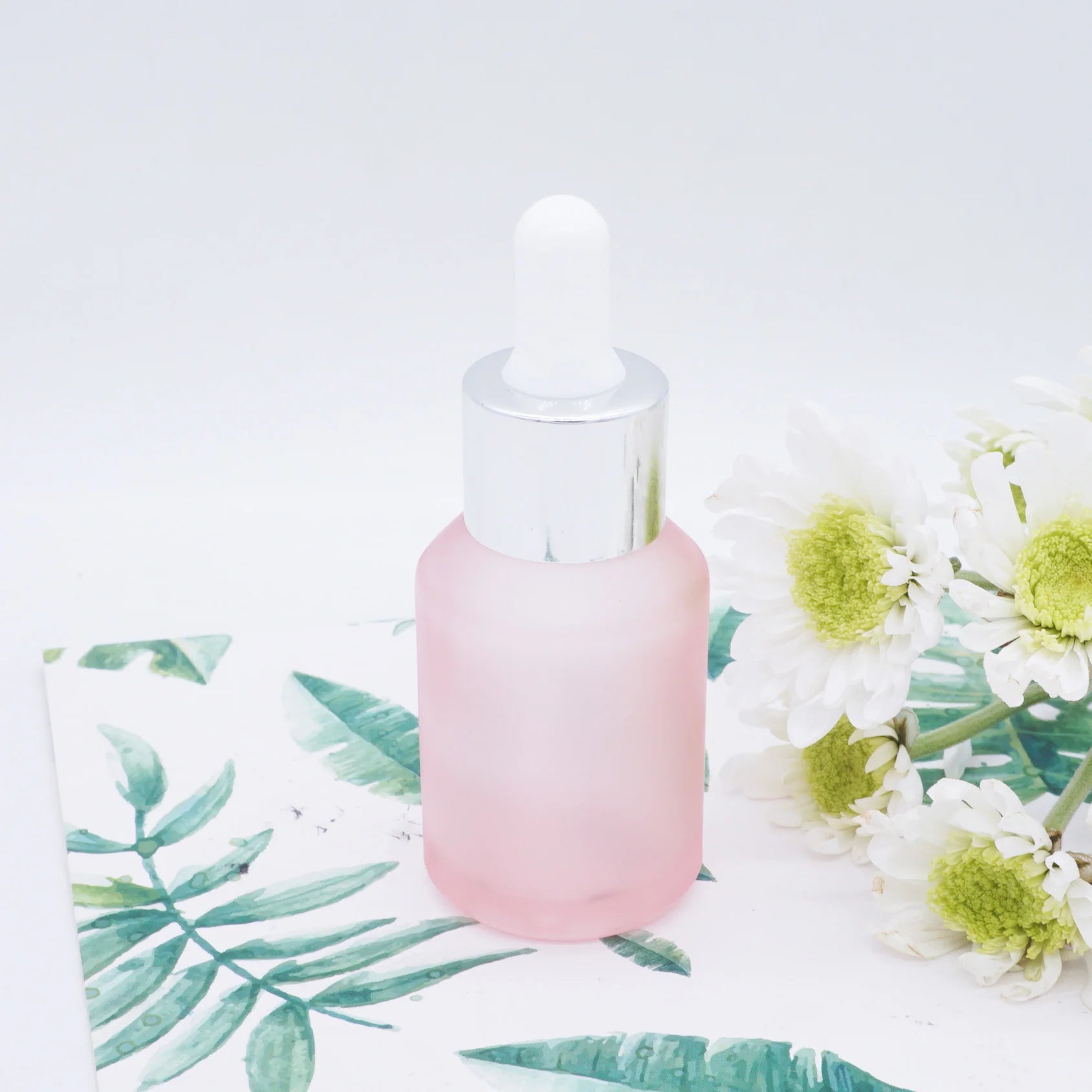 Luxury 1oz 30ml Frosted pink Serum Bottle Glass with Silver Cap