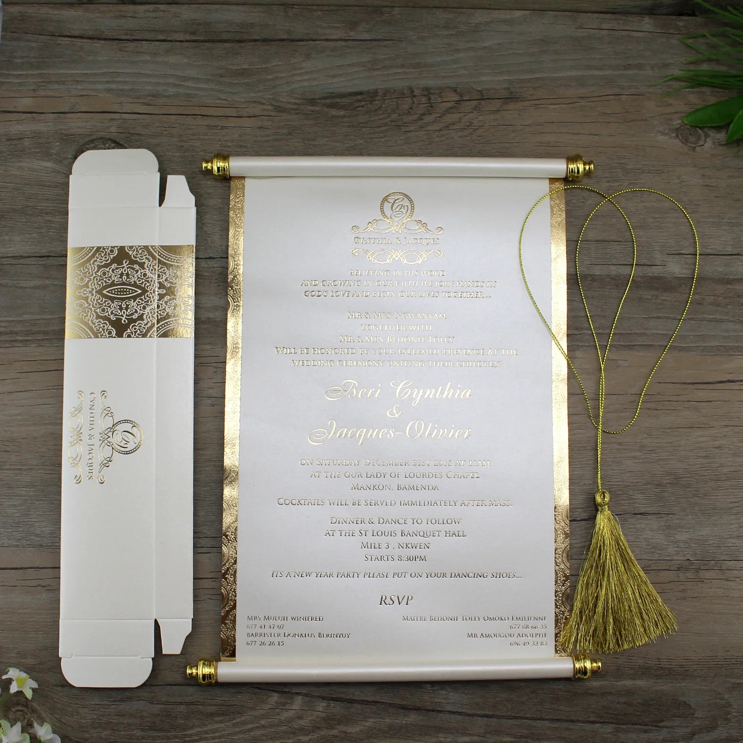 Luxury Elegant Paper Scroll Wedding Customized Invitations Cards
