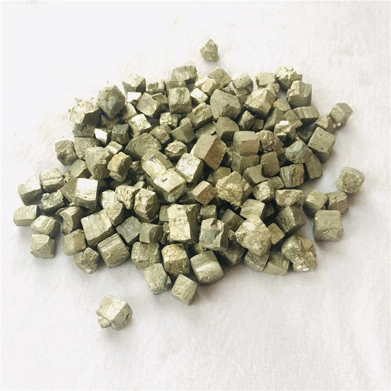 Hot Sale Natural Raw Material Crystal Rock Natural Rough Pyrite Gravel Cube for Decoration