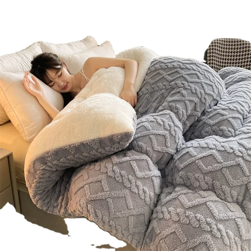 100% Polyester Sherpa Fleece Cover Skin-friendly and Comfortable Constant Temperature and Warmth Comforter for Good Sleep
