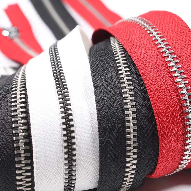 Wholesale Silvery Teeth Long Chain Nickel Plated Metal Zipper for Fashion Dresses Trousers Outdoor Sportswear Textile Industry