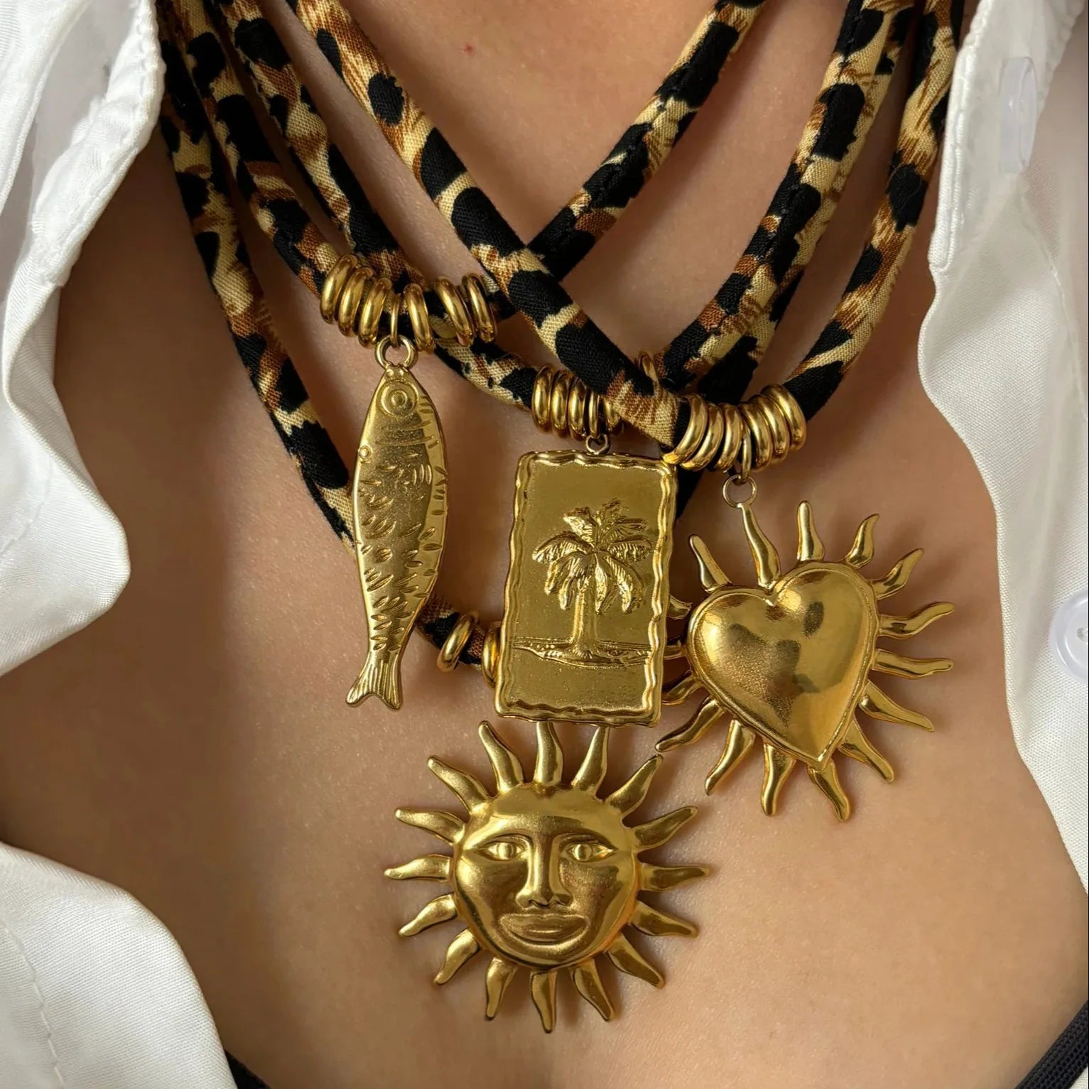 Autumn Winter Trendy Fashion Stainless Steel Pendant Necklace for Ladies Cross-Border Design Velvet Rope Versatile Leopard Style