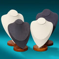 DOC Stock New Wood Jewelry Display Stands and Busts Necklace Display Rack Wooden Necklace Display Bust