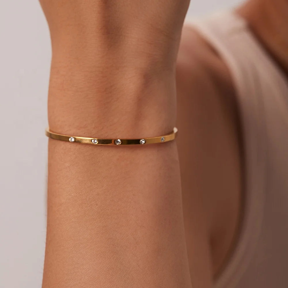 New Arrival 18K Gold Plated Trendy Stainless Steel Zircon Opening Bracelets for Women Bangle Fashion Jewelry Wedding Party Gifts