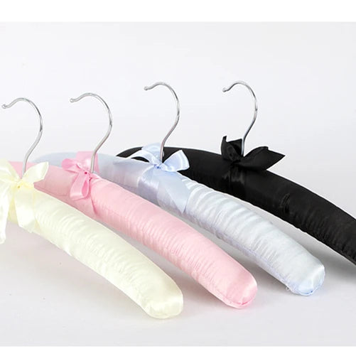 China Hanger Factory Wholesale Satin Padded Garment Dress Coat Jacket Hangers Iron Bridal Wedding Wood Cotton Material