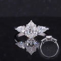 Starsgem Three Stone Fine Jewelry Solid Gold Promise Wedding Engagement Ring 18K AU750 White Gold Pear 6*8 Moissanite Gold Ring