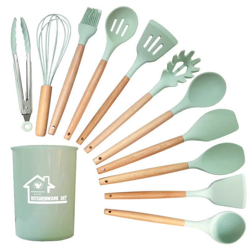 Wholesale 12 Piece Kitchen Spatula Baking and Pastry Utensils 68g Wooden Handle Silicone Kitchen Cooking Set