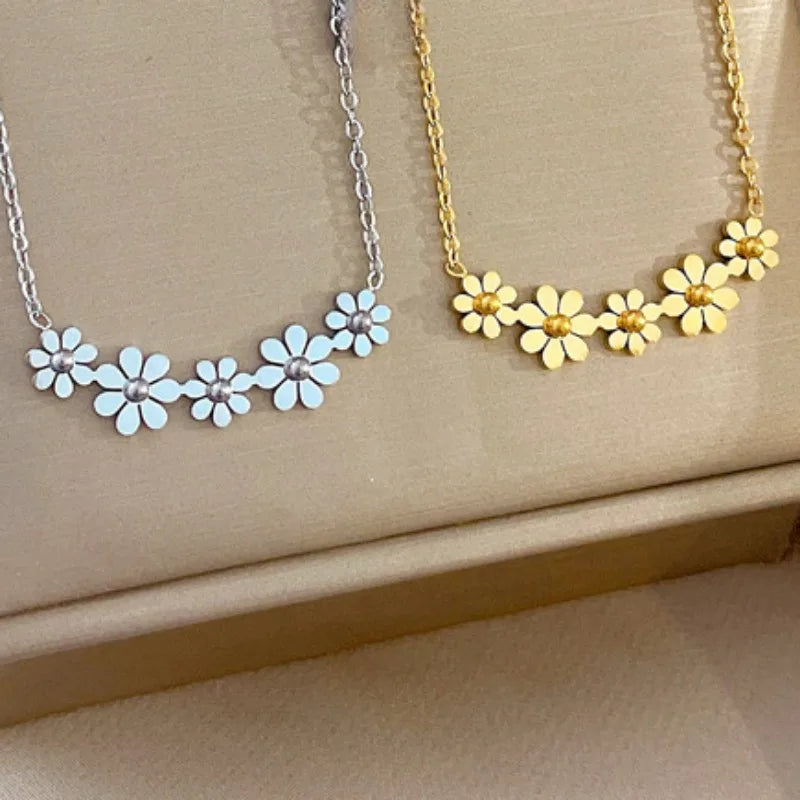 SC New Arrival Stylish Geometric Flower Necklace Fashion Blossom Necklace Vintage Gold Silver Daisy Chokers Necklace for Girls