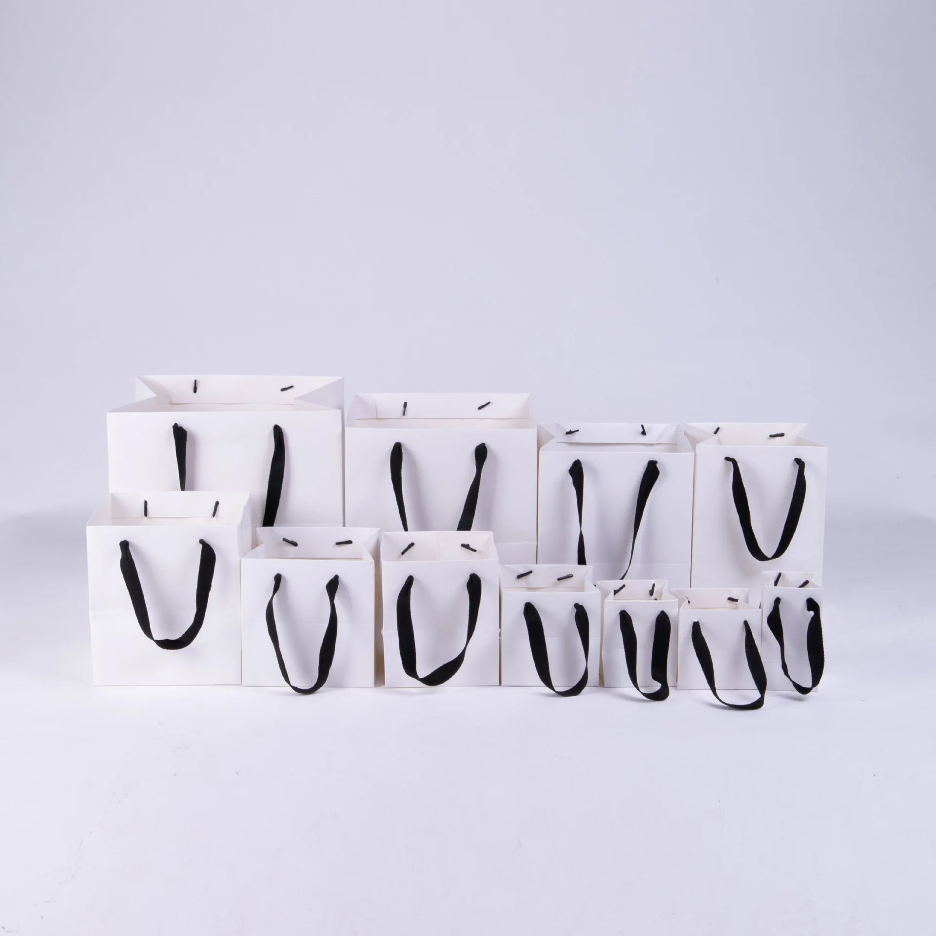 Custom Logo Print Square Bottom Base Paper Flower Carry Bag Shopping Paper Bag for Cake Box