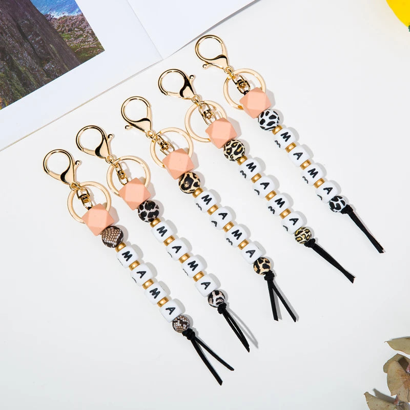 2024  Personalized Mother's Day Gift Leopard Mama Silicone Bead Keychain Monogram Gift Wristlet Keychain for Mom