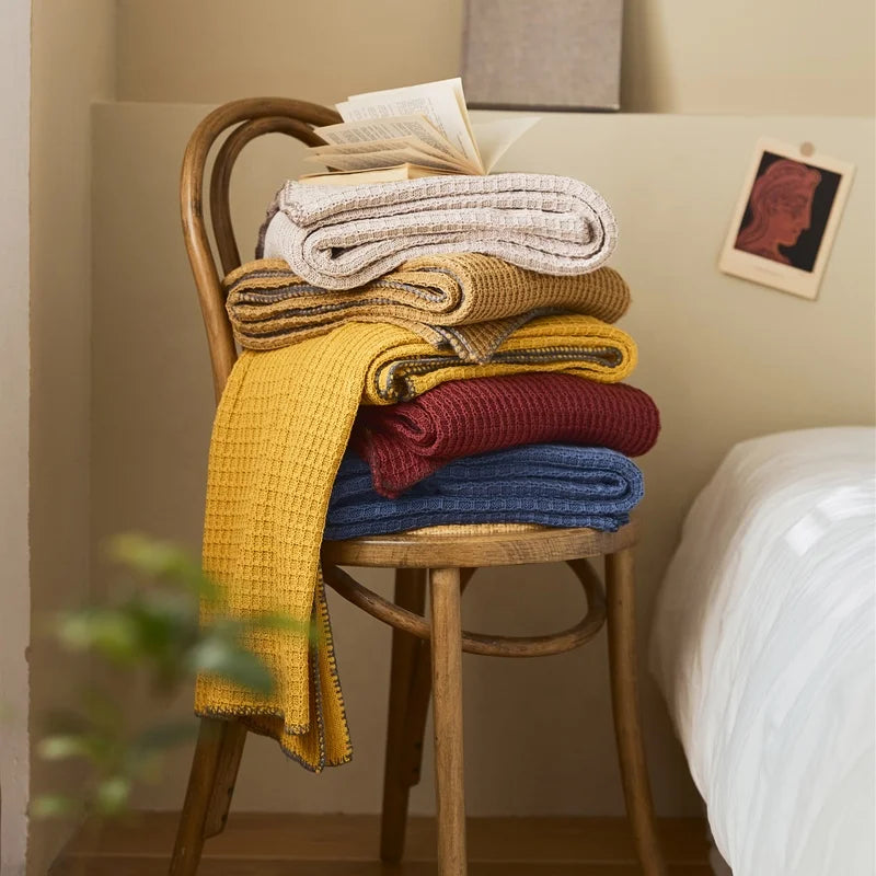 Wholesale  Classic Waffle  Checks Elegant Wearable Cotton  Bedroom Home Decor Knitted Throw Blanket Dwy