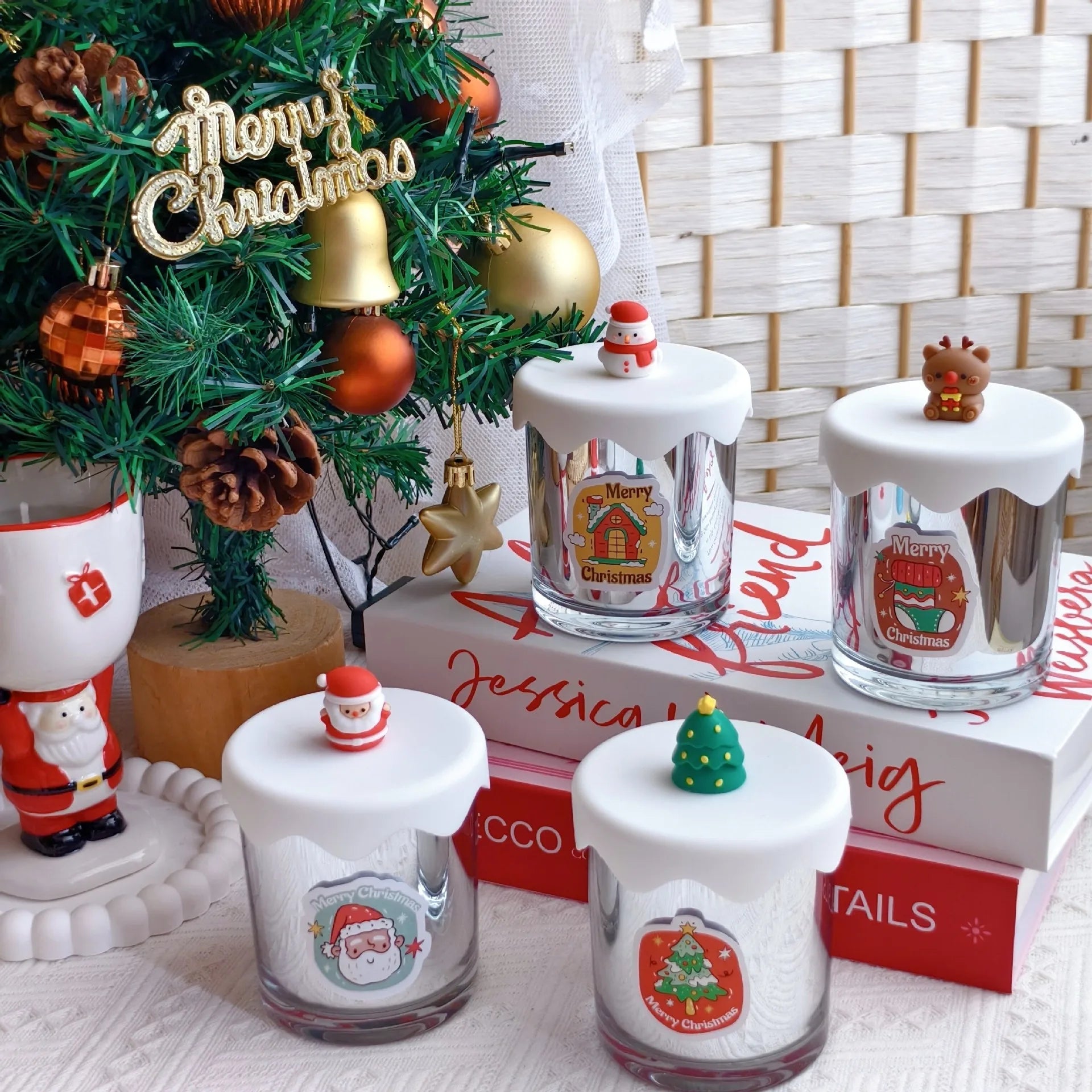 Wholesale Soy Wax Aromatherapy Candles for Christmas New Year Handmade Santa Claus Scene Decorations Tree Ornaments Candle