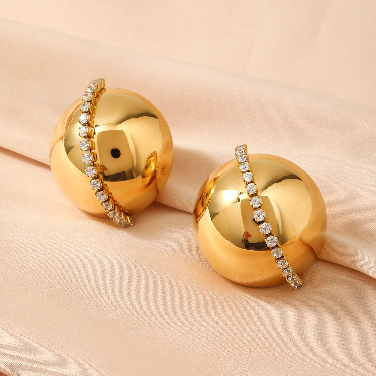 Fashion Exquisite Women's Stainless Steel Ear Stud Smooth Hemispherical Zircon Waterproof Geometric Style Trendy Jewelry Gift
