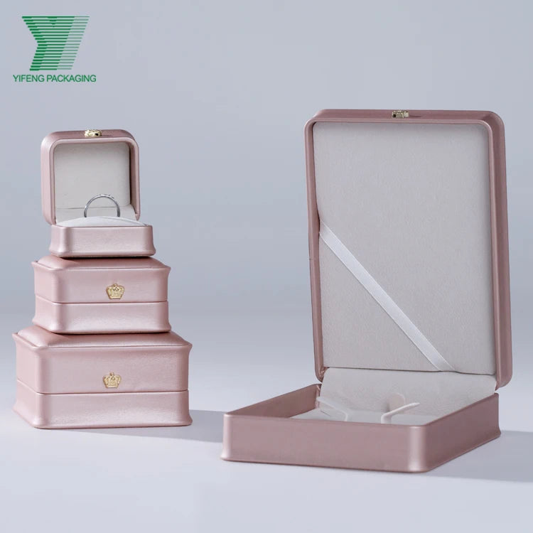 Custom PU Leather Jewelry Packaging Box Ring Necklace Pendant Earring Case Crown Print Logo Jewelry Storage Box