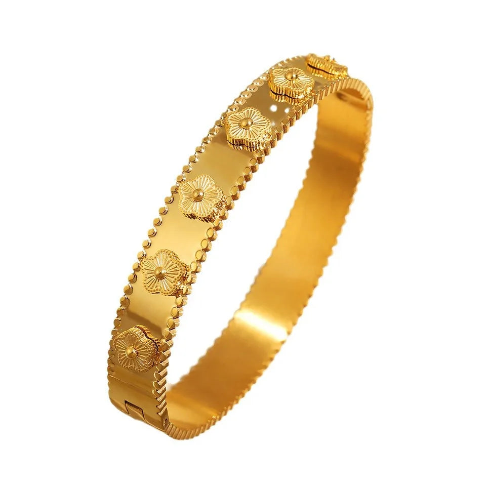 Trendy 18K PVD Gold Plated Tarnish Free Stainless Steel Elegant Flower Bangles for Women