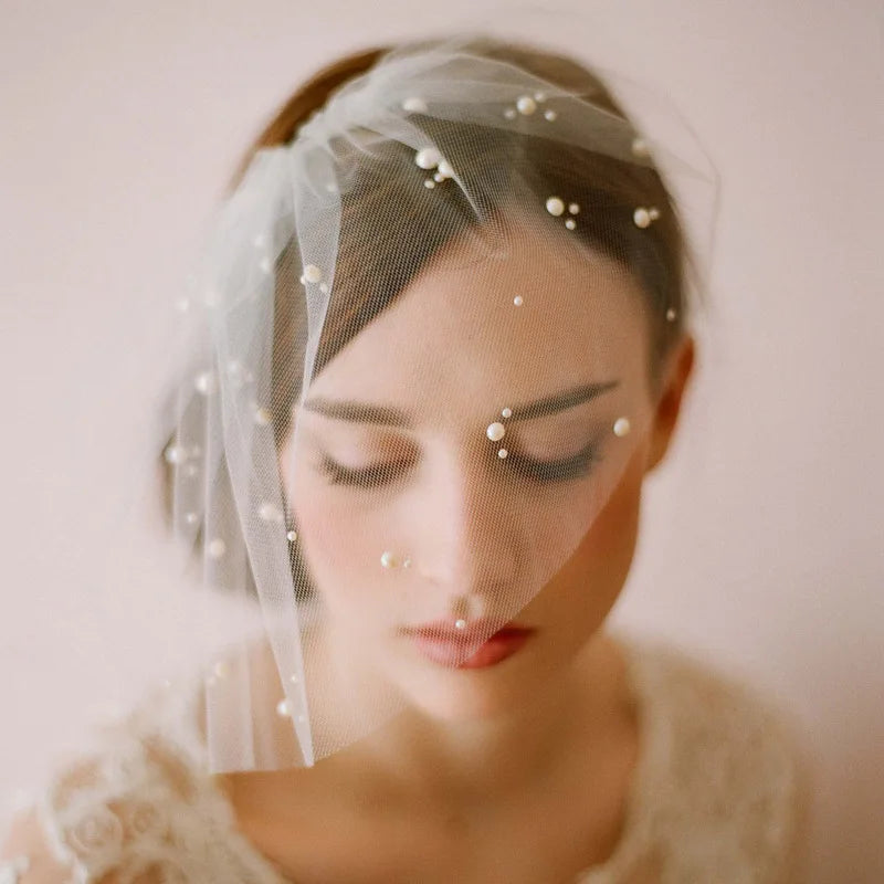 ShangHai Women's Elegant and Unique White Birdcage Veil Pearl Bridal Hair Comb Pai Pai Face Decoration Veil
