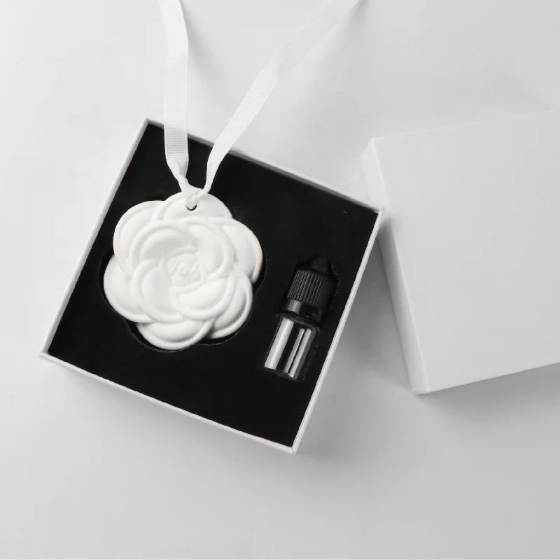 Wholesale Handmade Porcelain Ceramic Hanging Scented Aroma Plaster Wardrobe Air Freshener Home Fragrance Essential Oil Diffuser