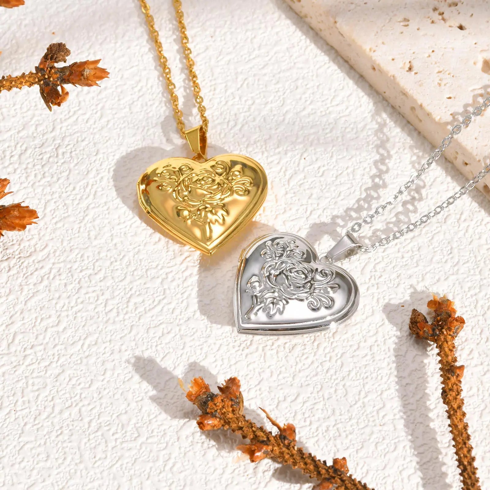 Custom Heart Locket Stainless Steel  Pendant Necklaces Floral Openable Photo Frame Necklaces for Women